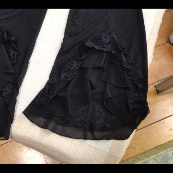 Va Va Voom! Back Adorned Paants - Picture 10 of 12